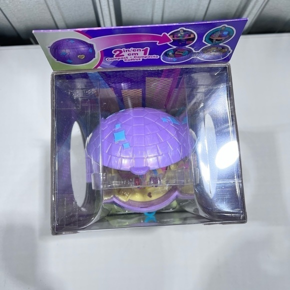 Polly Pocket Compact Double Play Skating NIB NEW - Picture 4 of 6